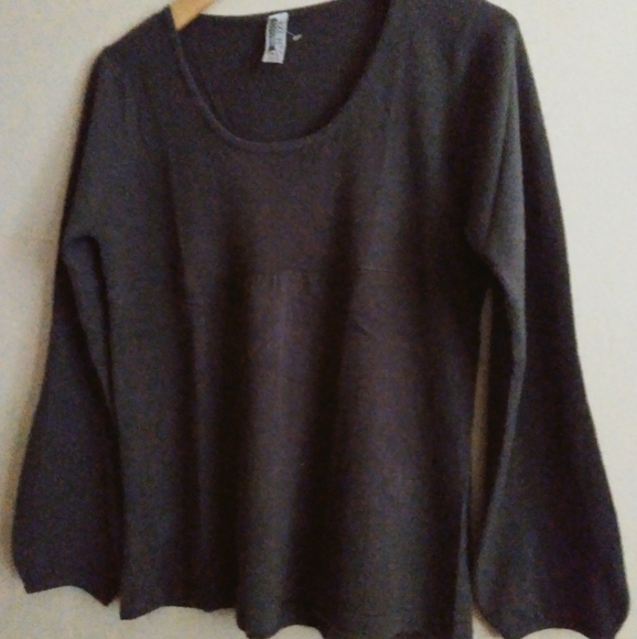 Azur collection's bell sleeve lightweight sweater NWOT - Picture 8 of 12